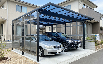 サイドパネル付きカーポート