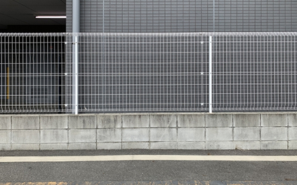 メッシュフェンス