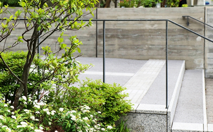 コンクリートの階段