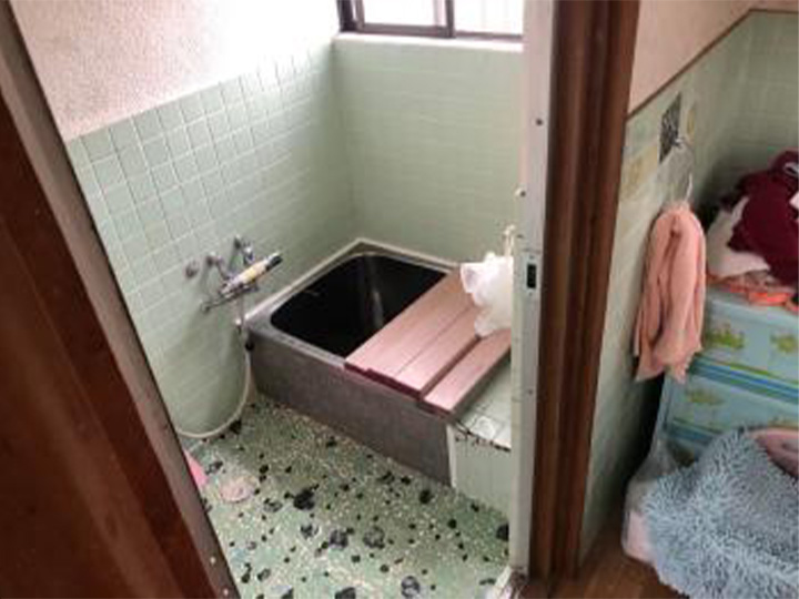 岐阜県羽島市Y様_施工前浴室