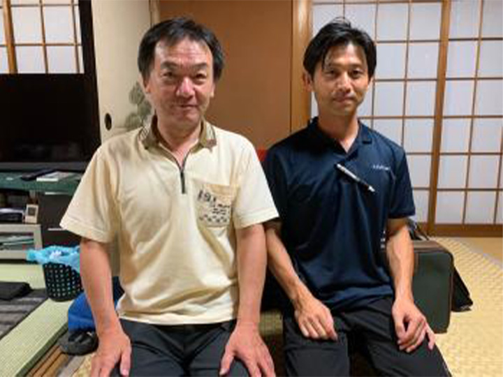 岐阜県揖斐郡I様_施工後お客様と代表