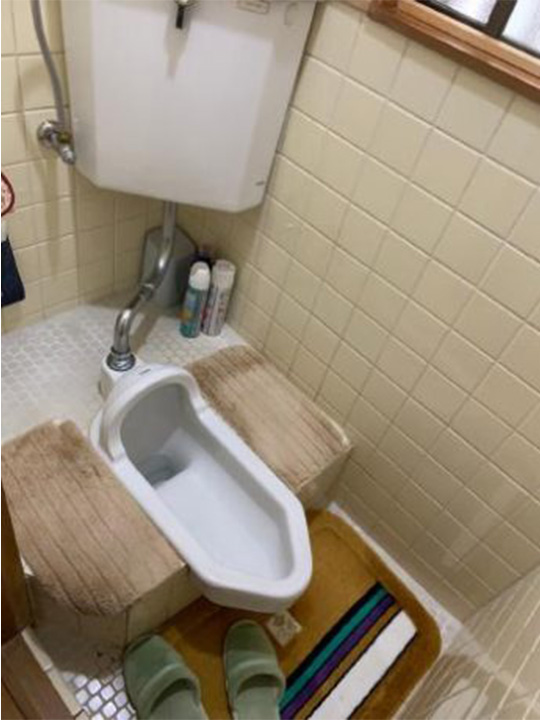 岐阜県揖斐郡I様_施工前トイレ