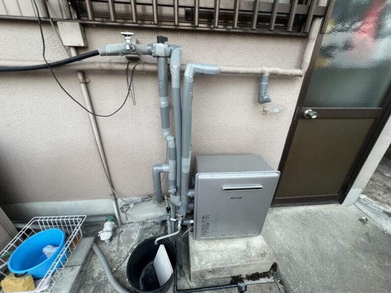 揖斐郡揖斐川町I様_施工後給湯器