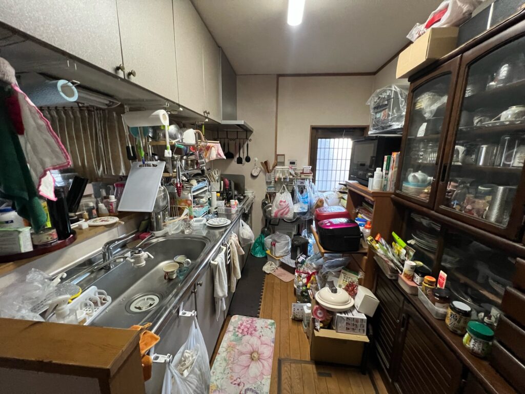 愛知県名古屋市H様_施工前キッチン