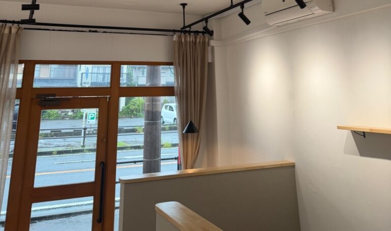 岐阜県大垣市|美容室開業に向けた店舗改修工事で明るく清潔感のある印象へ