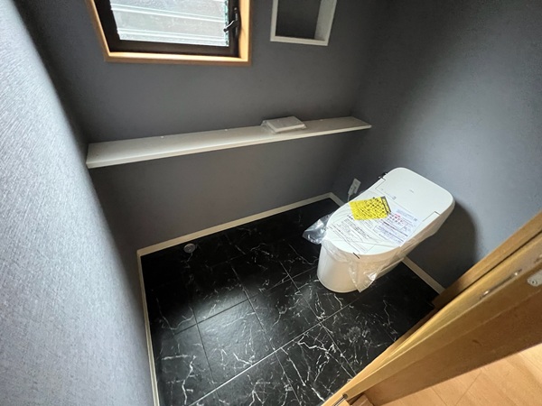 本巣市_リフォーム_トイレ施工後 (2)